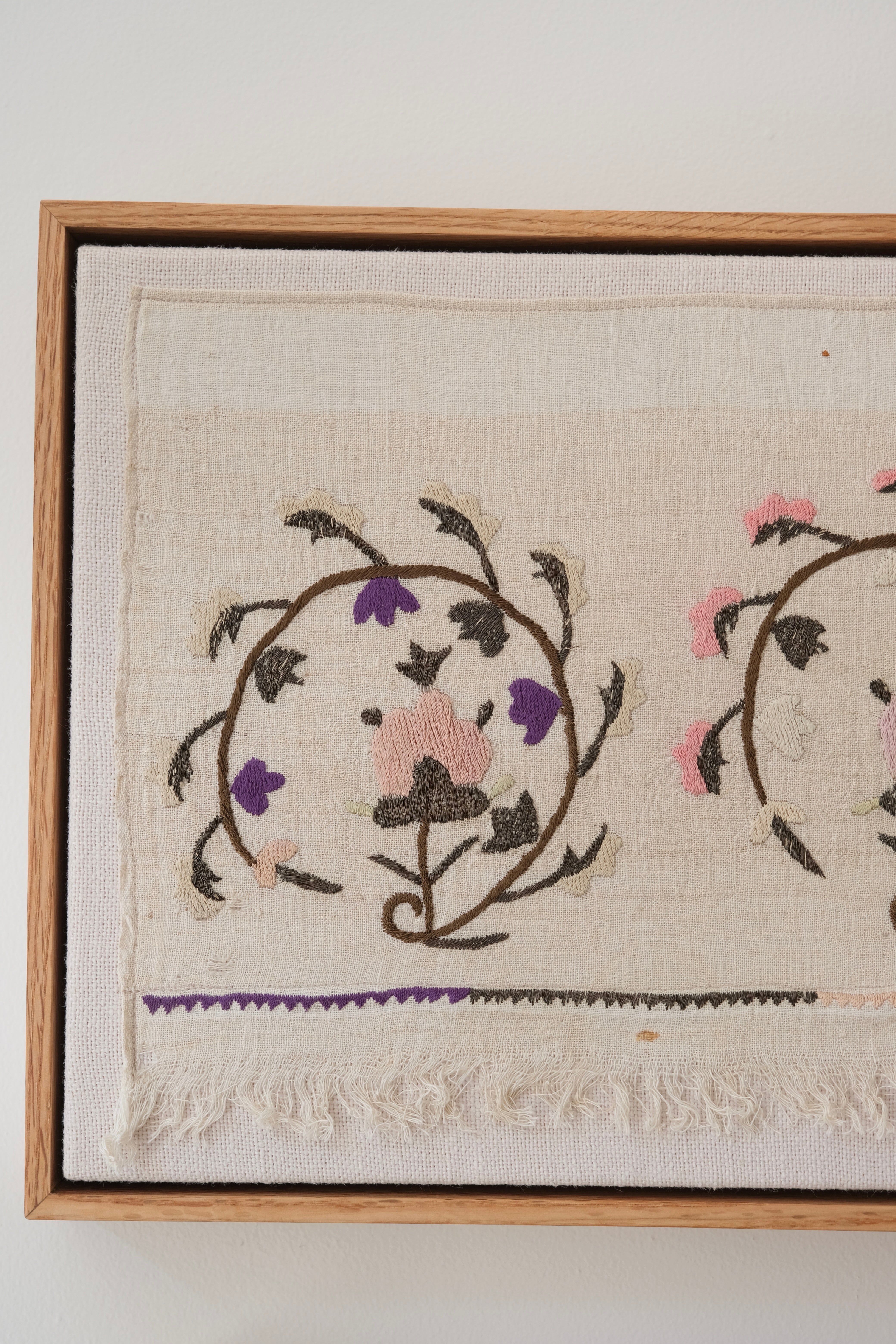 Pair of framed Ottoman embroideries