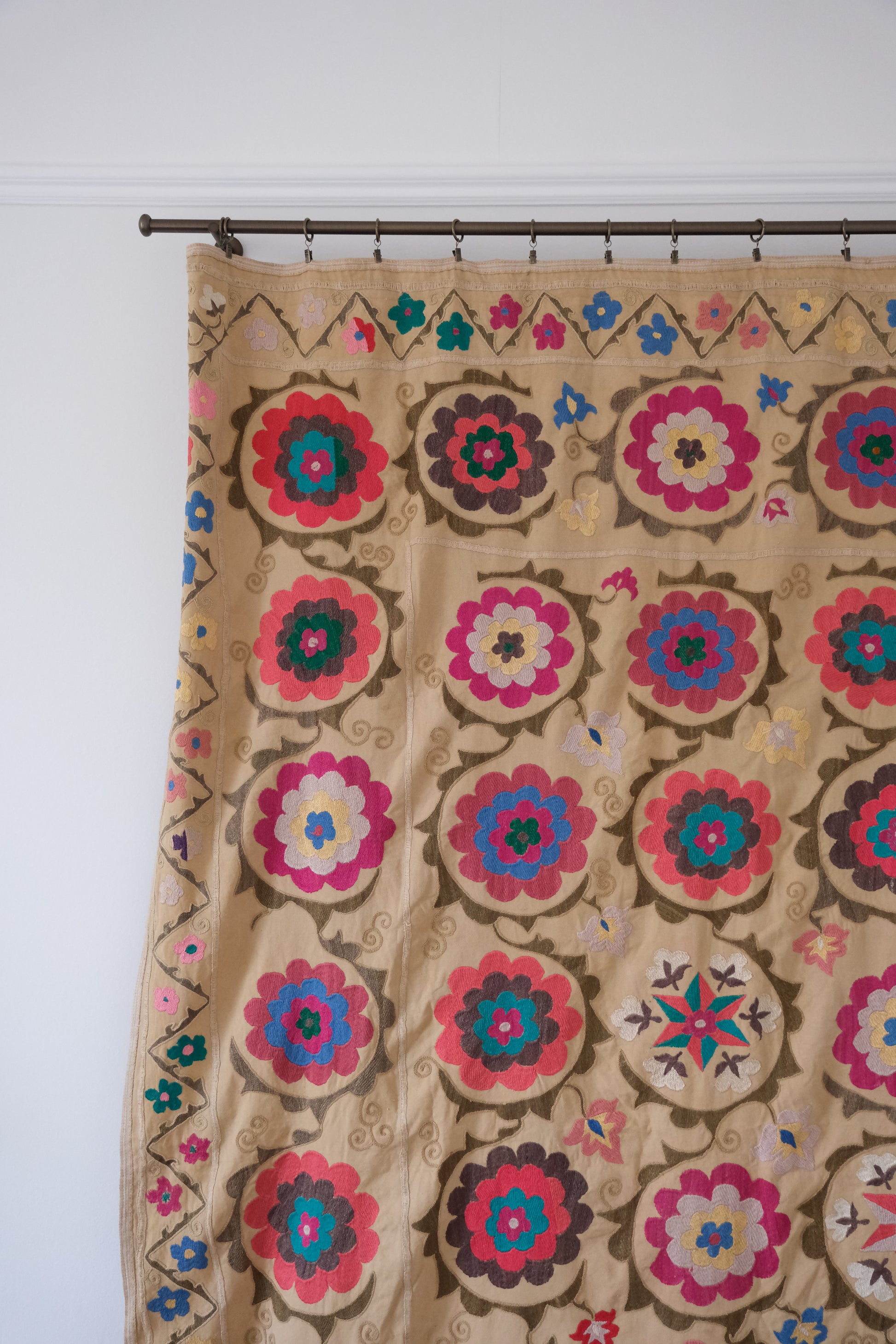 Vintage suzani, embroidered textile and decorative tapestry, large floral design